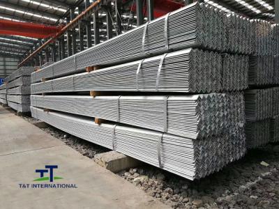 China Las intersecciones de acero galvanizadas suaves de la pared del ángulo claramente afilan las esquinas antichoque en venta