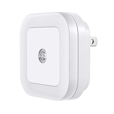 China Modern Plug In LED Night Light, Night Lamp Smart Dusk Motion Sensor Light with EU/US Plug for sale