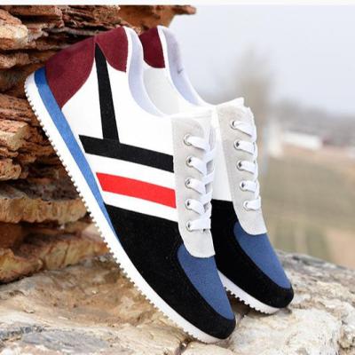 China Latest Fashion Trend Canvas Shoes Morden Plu Size Flat Shoes Man Casual Mens Sports Fashion Shoes for sale