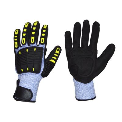 China Lyeeang Comfortable Safety Often And Ce Flexible Oil And Gas Gauge Hppe Glove 15 En388 Cut Heavy Duty A5 Mechanics Hand Tpr Glovesfor Operation for sale