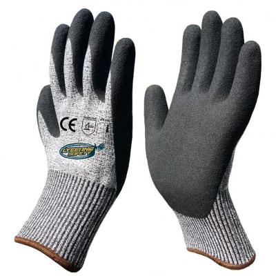 China Lyeeang Safety OEM ODM Anti Cut ANSI A5 Anti Abrasion Lyeeang Cut Comfortable Resistant CE En388 13 Gauge Nitrile Coated Gloves For Food Processing for sale