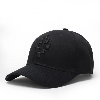 China COMMON Wholesales Stock New Style 3D Embroidered Logo Fashion Side Patch Sports Gorras Cap Flat Brim Custom Fitted Hat for sale