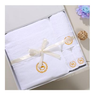 China Luxury Wedding Towel QUICK DRY Gift Box Towel Face Towel Gift Holder Set With Gift Box Wholesale for sale