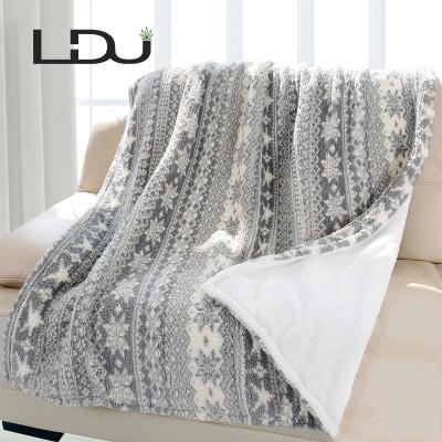 China All year round use extremely soft and comfortable blanket muslin fleece with short plush for sale