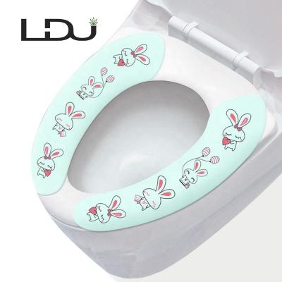 China Durable Fine Texture Soft Antiskid Toilet Seat Cover Strong Stickiness And Easy To Clean for sale