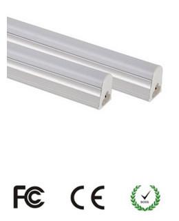 China CE 4500k - 5000k 9 Watt 850lm T5 Led Tube Light Energy Saving for sale