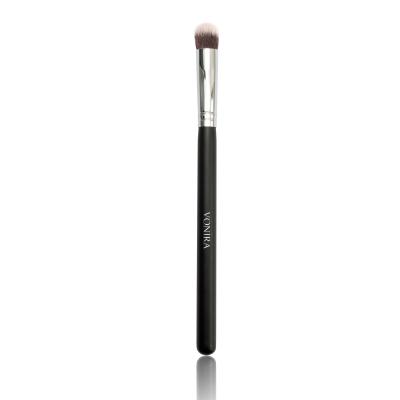 China Round Smudge Brush Eyeshadow Makeup Brush with Matte Black Wood Handle for sale