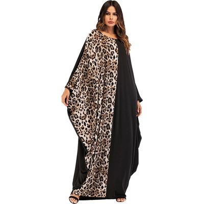 China New Cotton Free Size Women Abaya Kaftan Hot Selling Long Animal Printed Kurta Manufacturer for sale