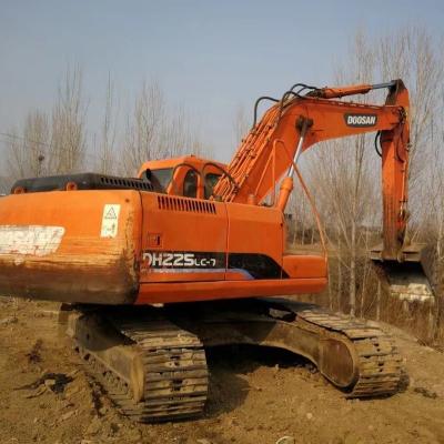 China Cheap Sales Than Original Used Doosan Excavator DH225-7 Used 22 Ton Crawler Excavator Machine 0.5-1.28 CBM for sale