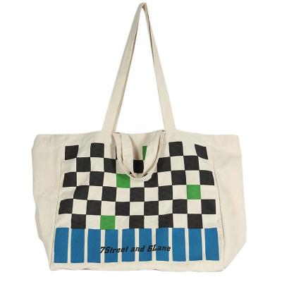 China Custom Logo Heavy-duty Checkerboard Canvas Bag for Fashionable Color Contrast Shopping for sale