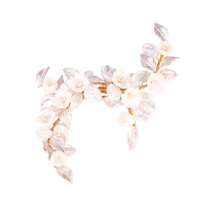 China Hot wholesale design pastoral wedding leaf alloy gold color woman girl hair accessories 2021 fashion hair comb clip bridal headband for sale