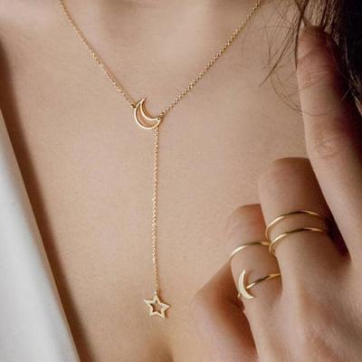 China Environmental Friendly Simple Moon Star Necklace Fashion Collar Gold Short Choker Irregular Chain Necklace For Women for sale