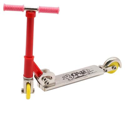 China Toy Diecast Finger Scooter Skateboard Diecast Set for sale