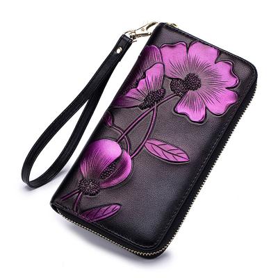 China Fashion Beautiful Hand Painted Anti-theft Flower Purse Zipper Women's Genuine Leather Wallet Long Purse for sale