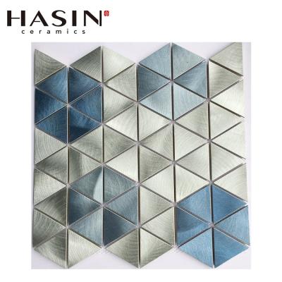 China Modern Metal Aluminum Mosaic Tile for Wall and Bathroom and Lobby in 305x323mm for sale