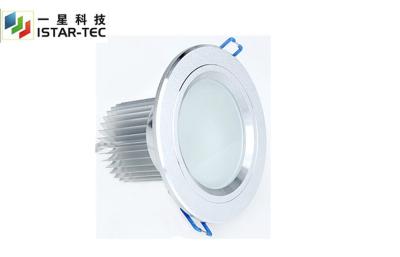 Chine Le CE de rendement élevé, ROHS 3W LED allume vers le bas des downlights de salle de bains de 70mm à vendre