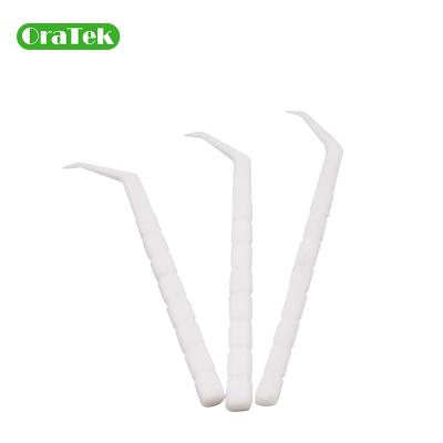 China Disposable Angled Plastic Toothpicks 180 Pcs Per Canister Small Toothpicks for sale