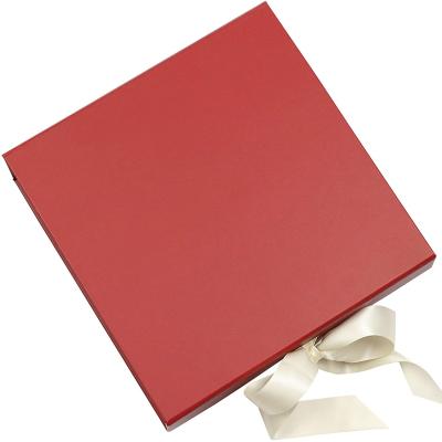 China Eco - Friendly Custom Design Eco Friendly Wholesale Gift Boxes Packaging Paper Box for sale