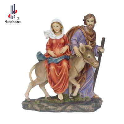 China Worldwide 20 Inch Resin Family Statue Saint Mary And Baby Jesus Statue for sale