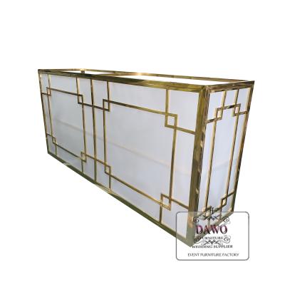 China New Modern Design Mirrored Stainless Steel Roof Rectangular Glass Cake Table Wedding Luxury Console Table for sale