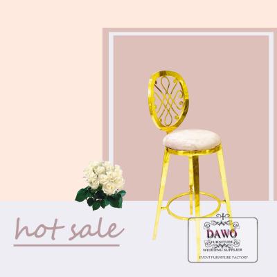 China Modern Design Modern Bar Bar Chair and Stool with Gold Stainless Steel Metal Frame and Pink Pilou for sale