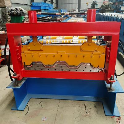 China UAE building material stores market steel roofing profile decking sheet profiling roll forming machine for sale