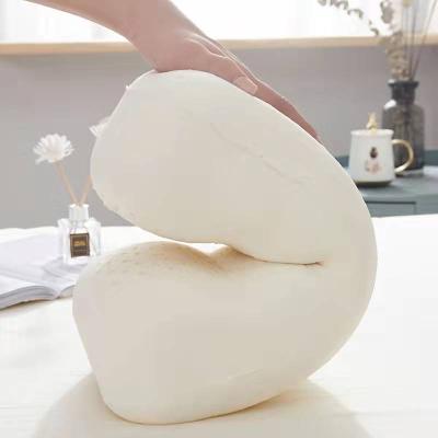 China SROU anti-static 2021 latex content is 93% anti-mite and rubber pillow for memory cervical pillow sleep natural latex for sale