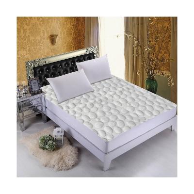 China Waterproof Popular White Queen Size Mattress Hotel Products Protector Dustproof Cover for sale