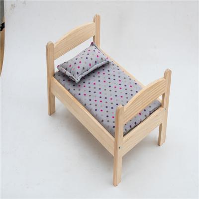 China Sustainable Handmade Wooden Dog Bed Furniture High Quality Solid Wood Pet Bed for sale