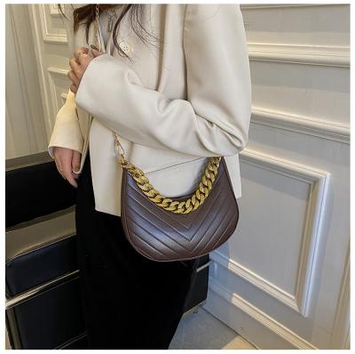 China Fashion Fashion Dumpling Underarm Bag Women 2022 New Fashion Chain Simple Crossbody Shoulder Handbag for sale