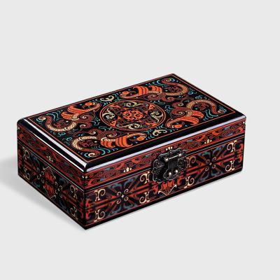 China Custom Painted Wooden Cigar Case Cigar Humidor for sale