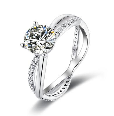 China New fashion engagement rings 18k TRENDY forever 1 carat round cut white moissanite ring with certificate for sale