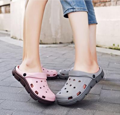 China Fashion Trend Estanla Hole Shoes Couple Breathable Sandals for sale