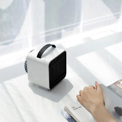 China Mini Cool Fan With Good China Facrtory Water Cooling Air Cooler Efficient Desktop Portable Fan Mini Air Conditioner USB Rechargeable Fan for sale