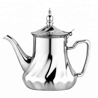 Cina Euro Design Sustainable French 26oz 36oz 48oz Stainless Steel Kettle Teapot Milk Pot Coffee Pot in vendita