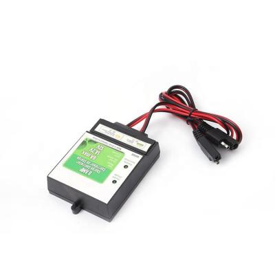 China Wholesale Home Use 8A 18V DC LCD PV Charging Solar Panel Controller Charger Controller for sale