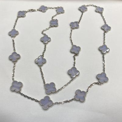 China Vintage 86cm 18k gouden halskettingen Wit goud Van Cleef Chalcedonie halskettingen Te koop