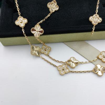 Cina Collare in oro VCA 18K con diamante naturale Vintage Alhambra lunghe collane, 20 motivi in vendita