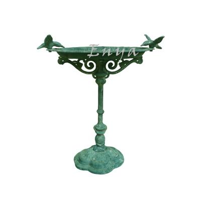 China Antique Birds Metal Floor Standing Decorative Garden Bird Bath Feeder for sale