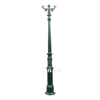 China Outdoor Garden Cast Iron Garden Lamp Post for sale