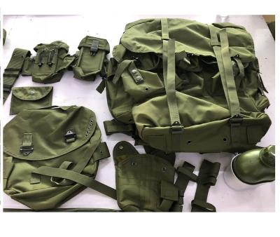 China Waterproof professional manufacture polyester army green fabric for sale