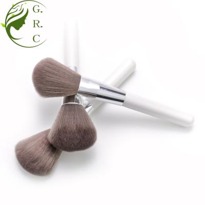 China Gray Smudge Brush Wholesale Price Powder Brush Blush Fluffy Makeup Brush With Custom Logo for sale