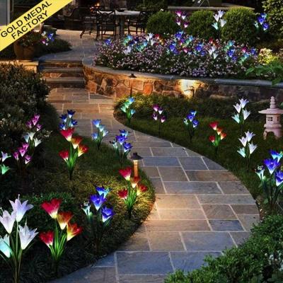 China Solar Flower Lights Stake Garden Light Lawn Patio Flor De Luz Outdoor Decorative Lily Solar Led Flower Stake Light for sale