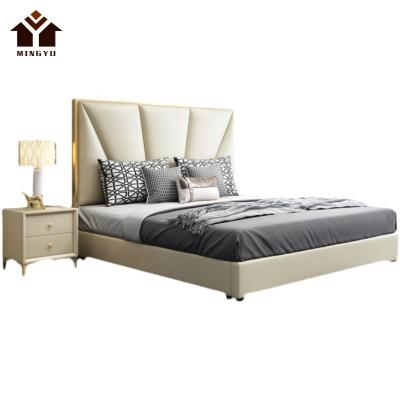 China Modern Upholstered With Romantic Tatami Outlet Bed Romantic Villa Bedroom Bed Headboard Postmodern Queen Size Wedding Bed for sale