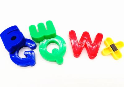 China Custom Plastic Magnetic Letters and Numbers in Assorted Colors for Educational Purposes for sale