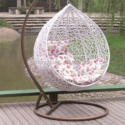 China Convenient Double Round Wicker Hanging Patio Swing Chair For Bedroom for sale