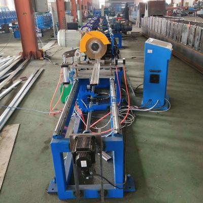 China 20 Stations Galvanized Downspout Forming Machine For Seaming Type Oval Steel Pipe for sale