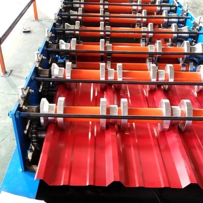 China Metal Roll Forming Roofing Sheet Machine PPGI / GI Material With PLC Control for sale