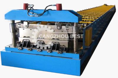 China PLC Control Metal Deck Roll Forming Machine With 21 Forming Stations for sale