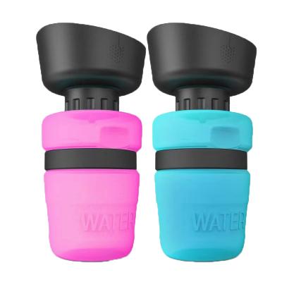 China 2022 Sustainable Hot Selling Portable Squeeze Pet Amazon Cat Outdoor Drinking Bottle Going Out Drinking Cup And Feeding Bowl 520ml Dog for sale